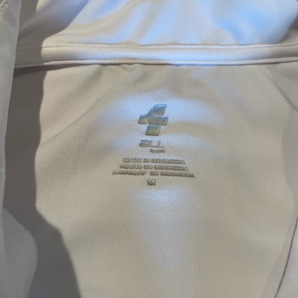 #016, 4 All, pullover athletic top, size M - Picture 3 of 4